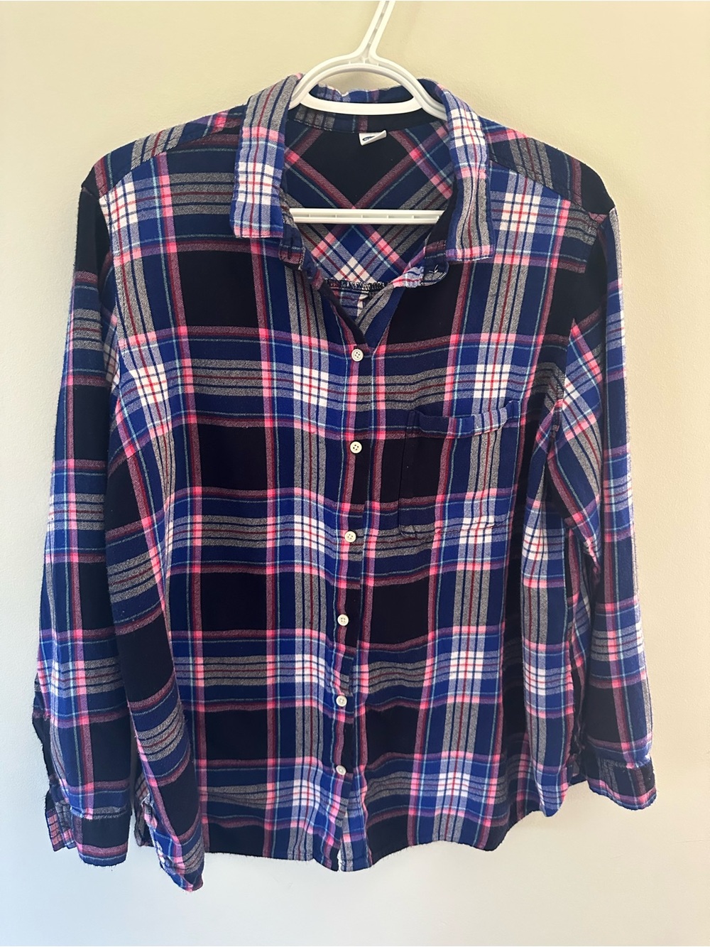 Old Navy Navy, Pink & blue Plaid Button-Down Shirt. Super soft material.